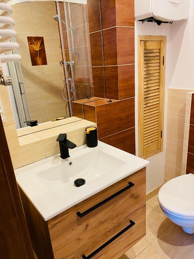 דירות גדינייה Apartament Hallera מראה חיצוני תמונה