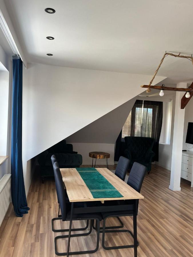 דירות גדינייה Apartament Hallera מראה חיצוני תמונה